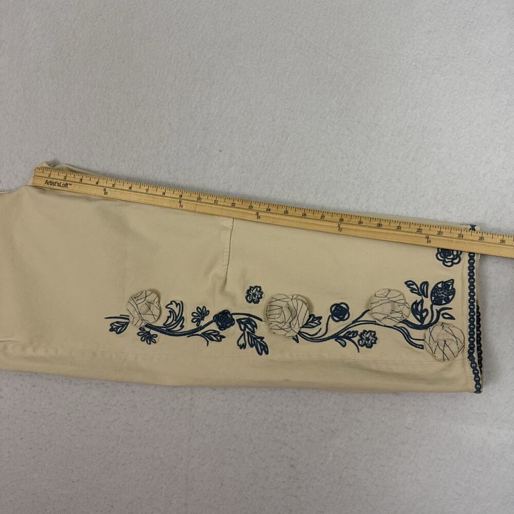 Driftwood Barbara Barrel Jeans Womens 28 Cream Ravishing Rosettes NWT Floral - Picture 8 of 15